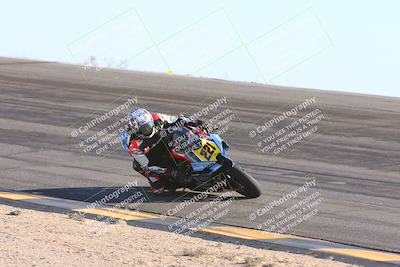 media/Nov-17-2024-CVMA (Sun) [[1fec520723]]/Race 11-Amateur Supersport Open/